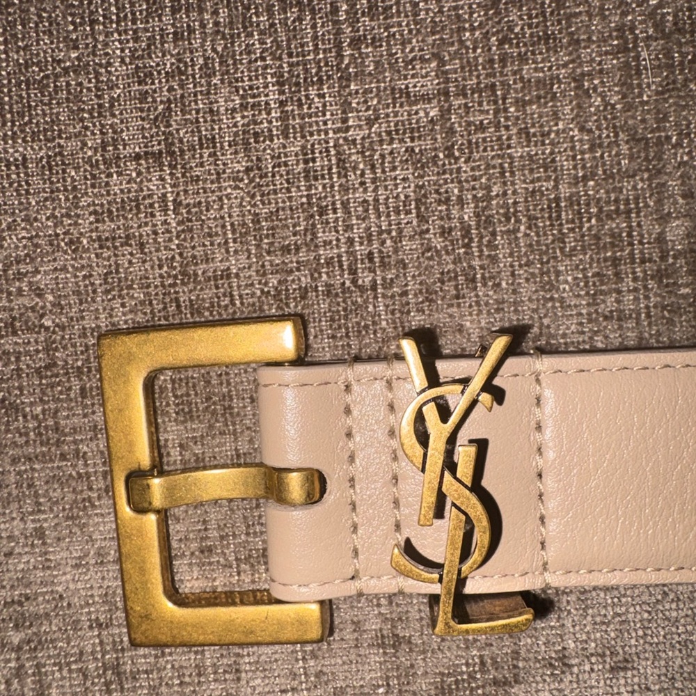 Saint Laurent YSL Cassandre Square Buckle Belt Beige Calfskin Italy — AUTHENTIC - Picture 3 of 12